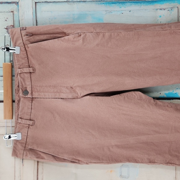 Lululemon Commission Pant Slim in Earth Color Clay - Picture 4 of 8